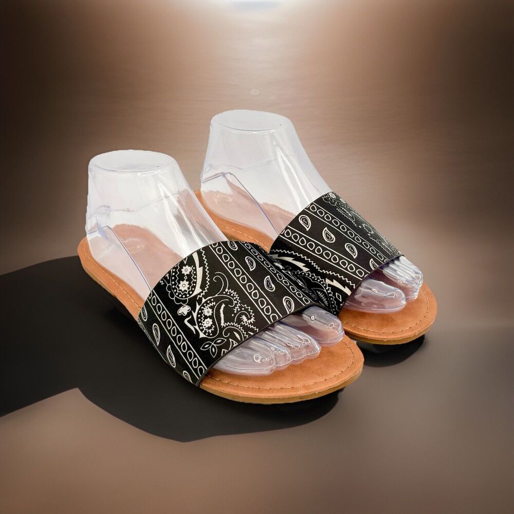 Jynx Sannie Black Bandana Paisley Slide Sandals Flats Mules Wide Strap 8.5
